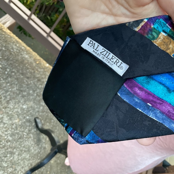 Pal Zileri Italian colorful tie - Picture 5 of 6
